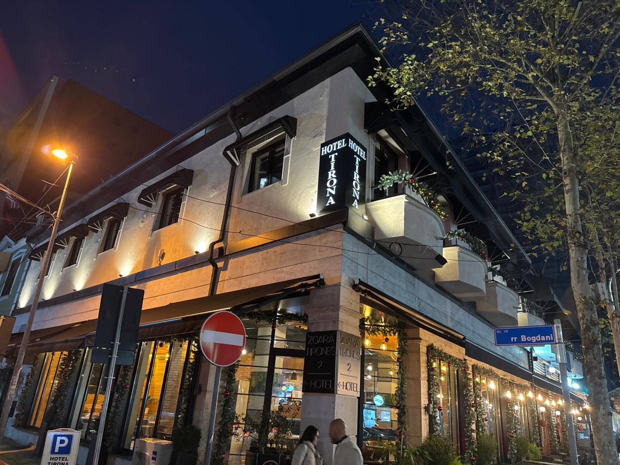 Hotel Tirona 地拉那 外观 照片