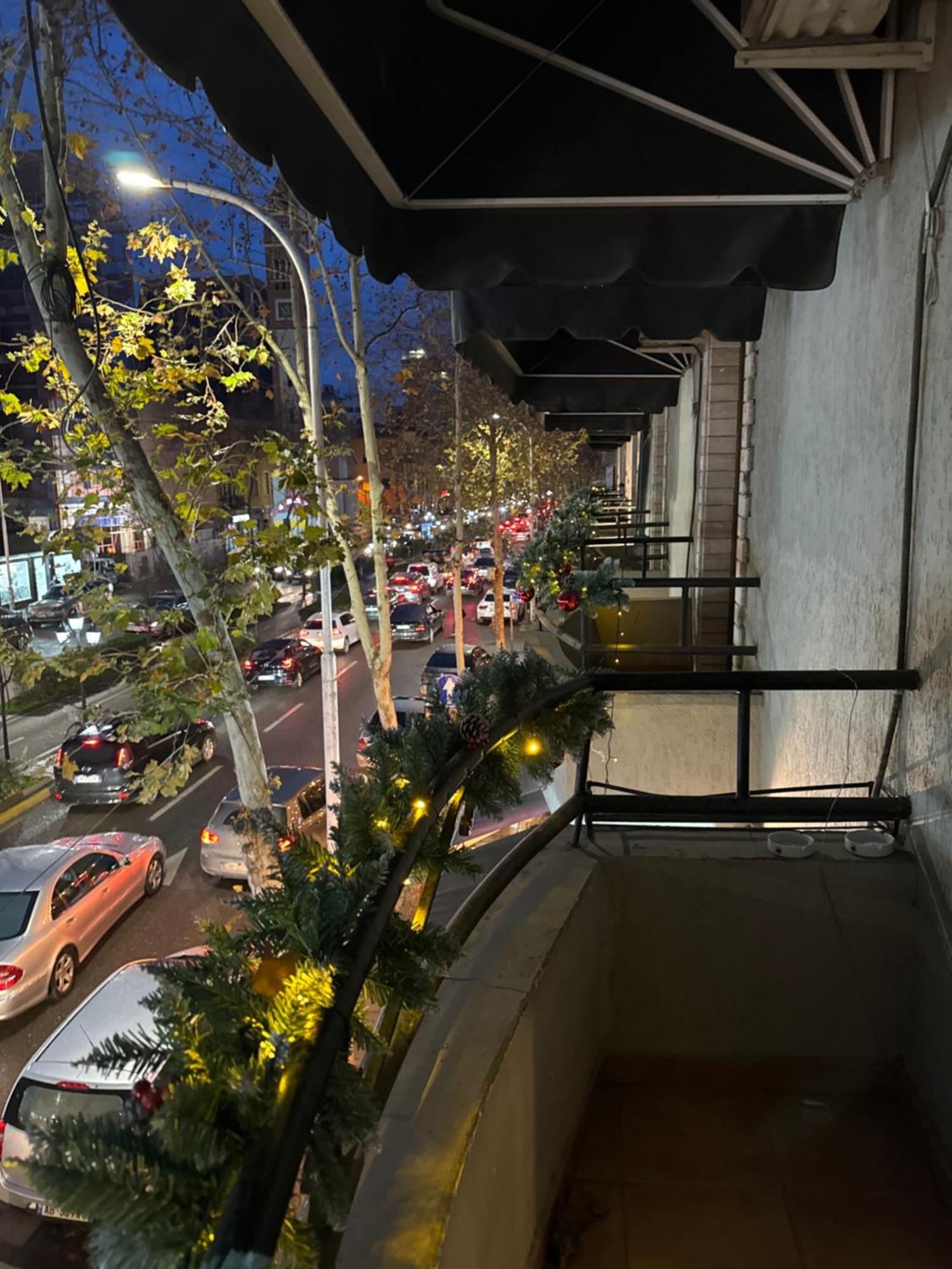 Hotel Tirona 地拉那 外观 照片